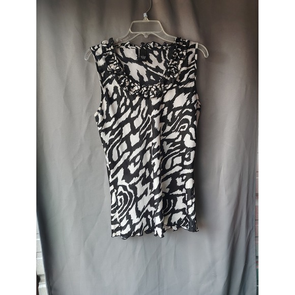 new directions Tops - New Directions‎ Womens Large Black White Abstract Animal Print Ruffle Neck Top